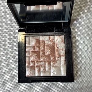 Bobbi Brown Highlighting Powder - Pink Glow Travel Size